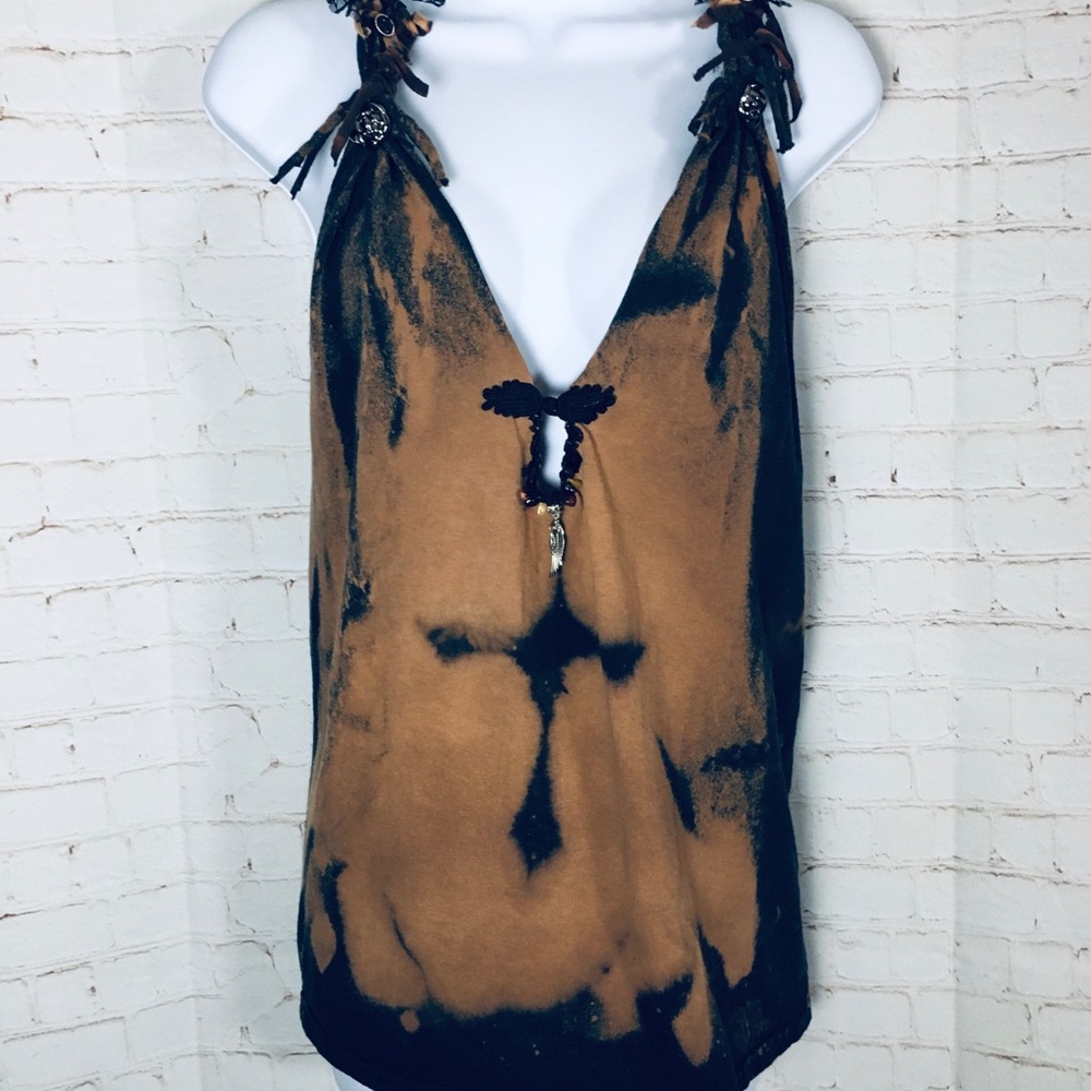 ✝️ Open Back Cross Tank💟 - Picture 2 of 16